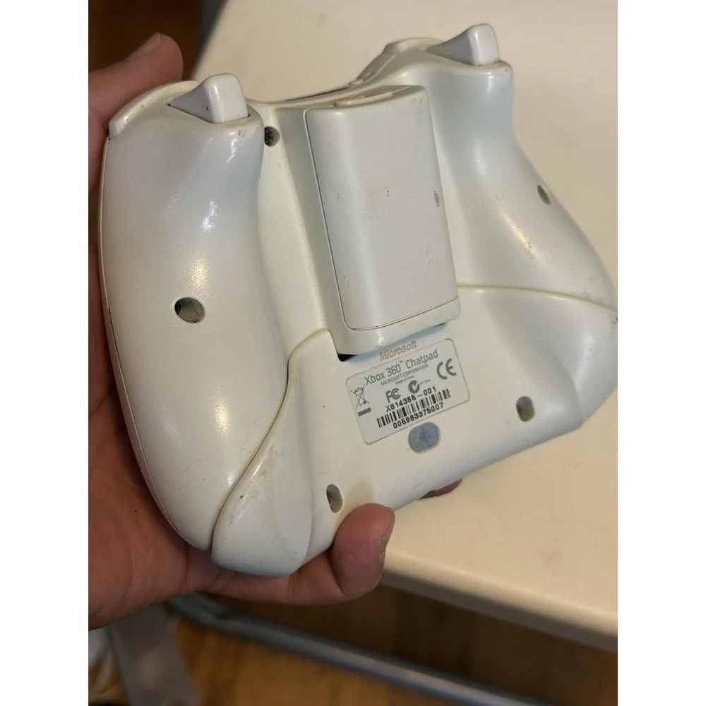 Xbox360 Controller w/ Chatpad Keyboard Microsoft White